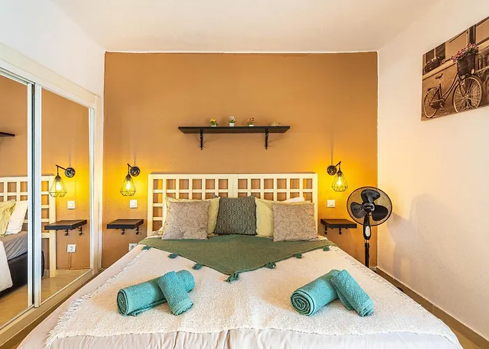 Апартаменты Charming Coast Paraiso Адехе